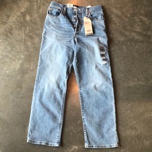 Levi’s Ribcage Straight Ankle Jeans